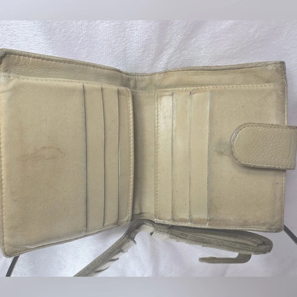 Chanel Bifold Wallet 6-Series Beige Caviar Vintage Authentic W Card Rare 2000s - Picture 9 of 15